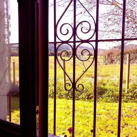 Holiday home Con Jardin A 5 Minutos De La Playa Colunga